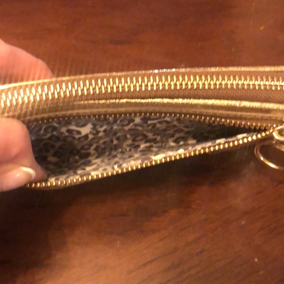 Coach Poppy Gold Accordion Zip Around Wallet Wristlet - Picture 2 of 4